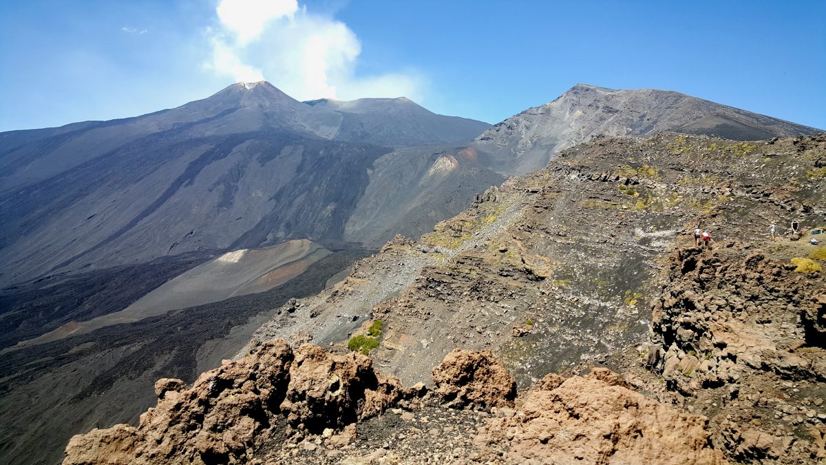 valle-del-bove-vulcano-etna-sicilia-etna-it